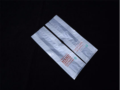 大街小巷的塑料袋是位大師？生物降解袋呢？